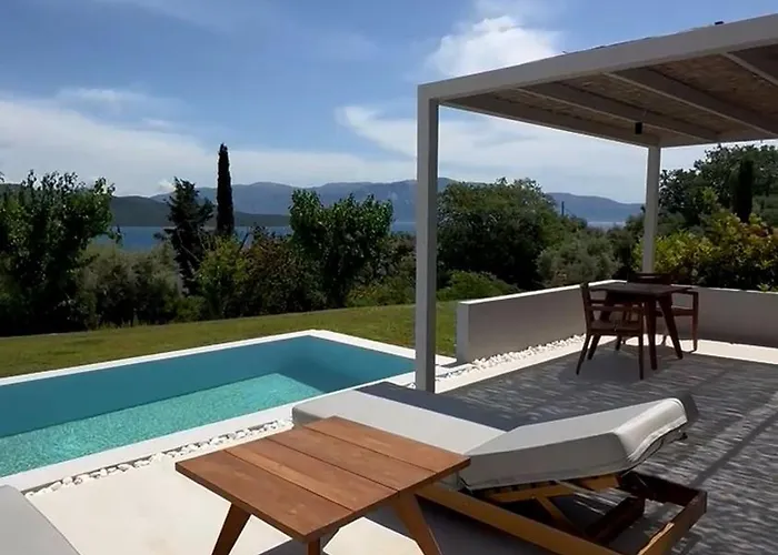 Cavalier Lefkada Av 公寓