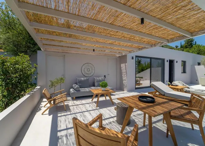 公寓 Cavalier Lefkada Av